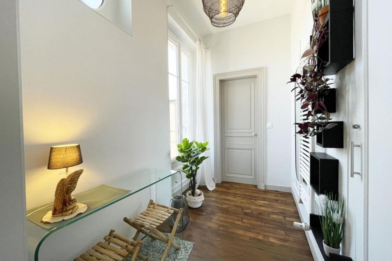 Appartement Haussmannien Proche Gare Chartres Exterior photo